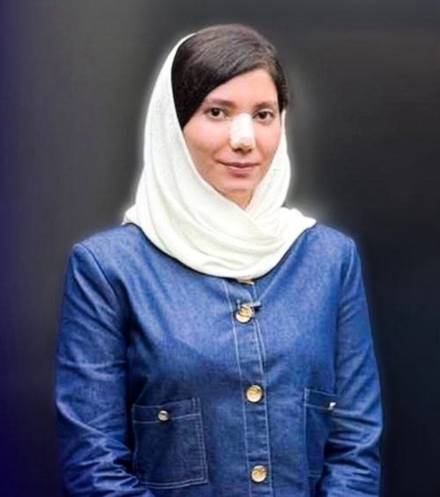 آرشیدا مشعوف رتبه ۸ کنکور ۱۴۰۴